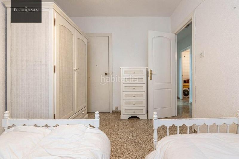Foto 0957ca58-af6c-479a-ba36-5c05fb094387. Piso oportunidad bajada precio!!gran piso en plaza gracia de 6 dormitorios en Granada