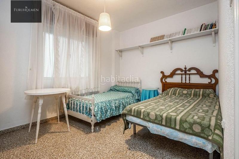 Foto 205ea1e1-1748-4a6e-ad89-852af79c78ce. Piso oportunidad bajada precio!!gran piso en plaza gracia de 6 dormitorios en Granada
