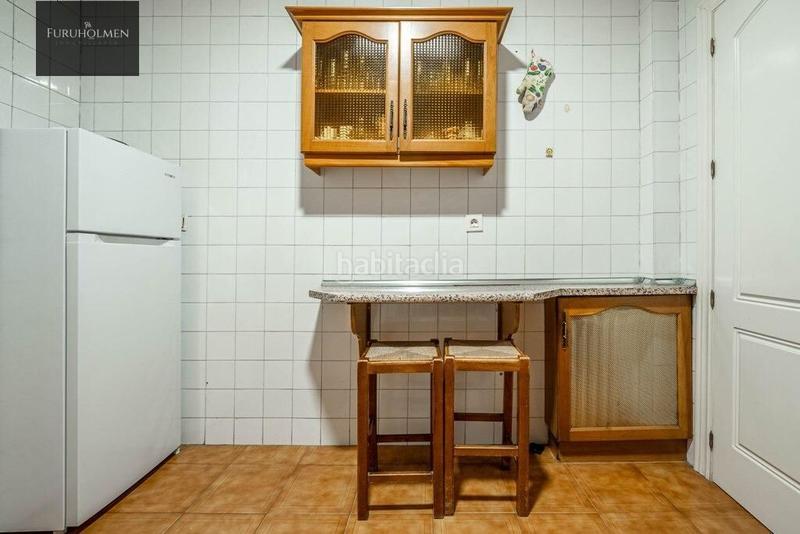 Foto 51a42917-4d05-43c2-8b54-3dac180d7b0c. Piso oportunidad bajada precio!!gran piso en plaza gracia de 6 dormitorios en Granada