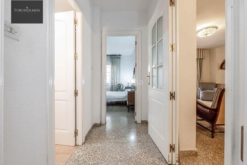 Foto f7abd607-4fd7-4284-9424-124b11292ef9. Piso oportunidad bajada precio!!gran piso en plaza gracia de 6 dormitorios en Granada