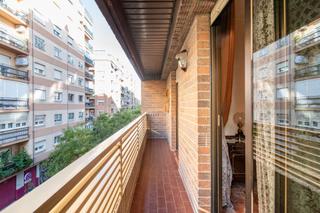 Appartement  Calle obispo hurtado. Piso en esquina en plaza menorca centro granada