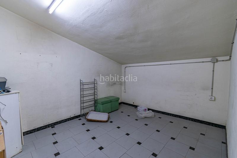 Foto f17230c0-aaf4-4bd6-a3f3-2b5cb27f6977. Local commercial dans Camino de Ronda Granada