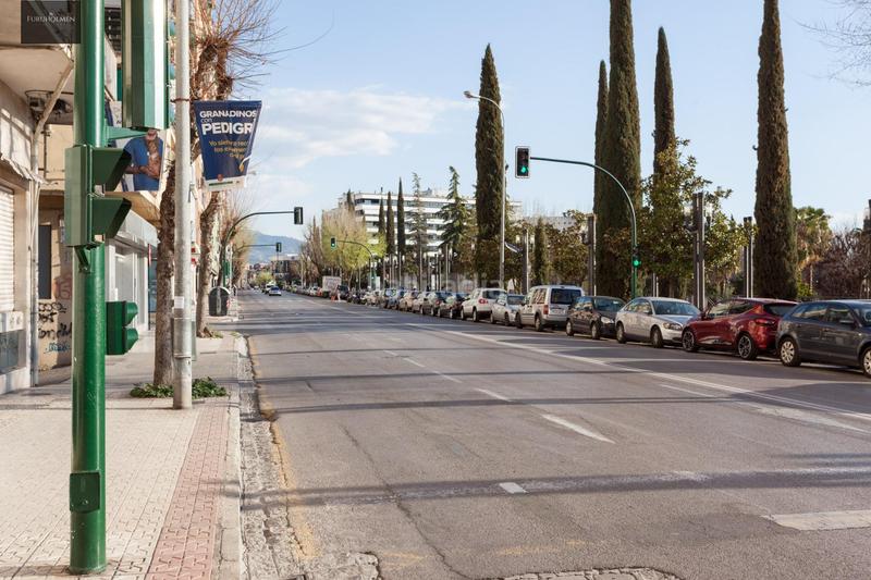 Foto 41f04a25-3bfe-42e2-8a9d-6576412e21d9. Local commercial dans Camino de Ronda Granada