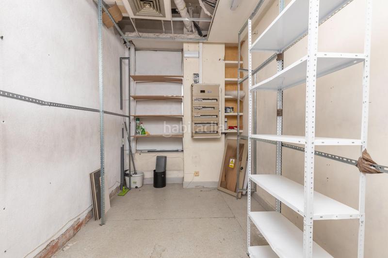 Foto 53b61354-0e03-4d0d-a8c8-014e659cbf42. Local comercial a calle doctor fermín garrido 8 a Granada