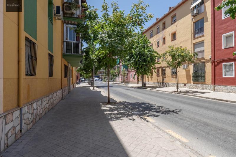 Foto 010de914-72e5-43e7-835a-ad032d098f10. Geschäftsraum in avenida pablo picasso 6 in Barrio de Zaidín Granada