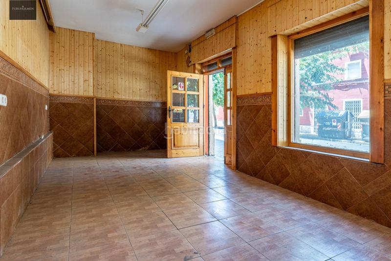 Foto 70bb4717-7335-48b1-84cb-f7b9bcad72ac. Geschäftsraum in avenida pablo picasso 6 in Barrio de Zaidín Granada