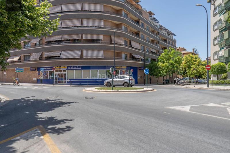 Foto c3abc8c1-6b80-4d73-a8d0-cfde6a2555ab. Geschäftsraum in avenida pablo picasso 6 in Barrio de Zaidín Granada