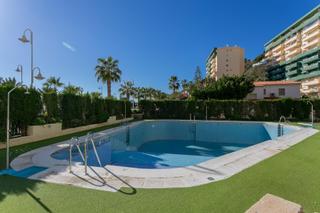 Apartament a Paseo de velilla 35. Apartamento primera linea playa y vistas al mar en almuñecar