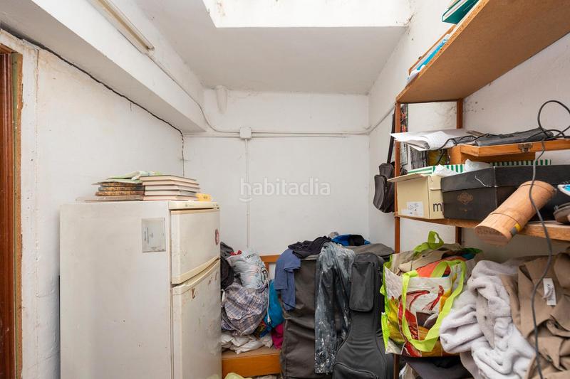 Foto f15adb19-b821-49a9-a1af-292f249ab3a6. Local comercial a calle juan cristóbal 8 a Barrio de Zaidín Granada