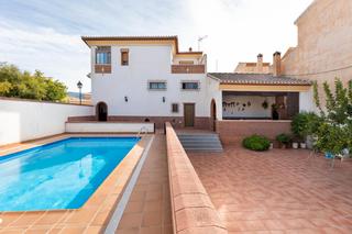 Xalet a Gójar. Chalet con piscina en gojar