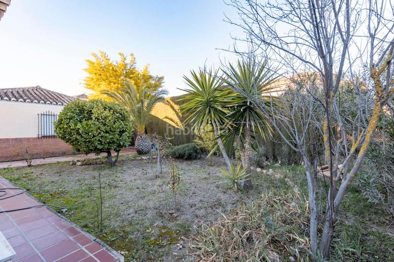 Foto 653a8fd8-d9d4-4292-9e99-722126b7e64d. Chalet en calle ronda de la luz 36 chalet en pantano de cubillas con piscina en Albolote