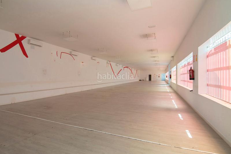 Foto 0b7a3867-ee6f-41e0-883f-a91eee9a9f95. Local comercial nave en zona kinepolis, decathlon en Pulianas