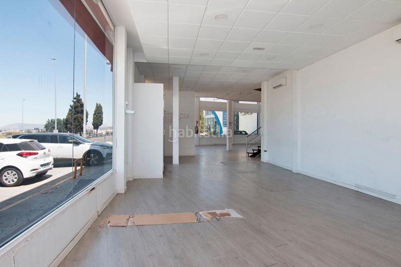 Foto a34735a5-d9a9-4b67-8080-70fa416ce68d. Local comercial nave en zona kinepolis, decathlon en Pulianas