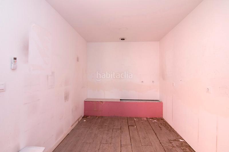 Foto a3e7bee8-10e7-495a-a1f5-634380e568fc. Local comercial nave en zona kinepolis, decathlon en Pulianas