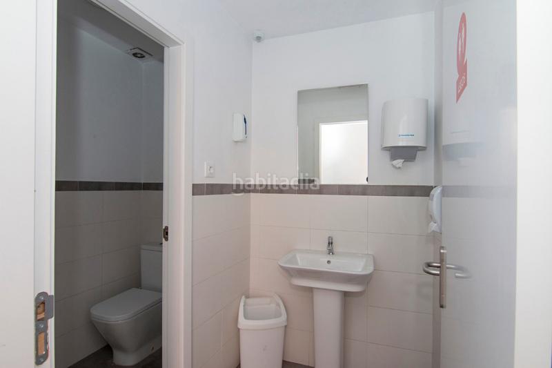Foto a8a36784-8088-4c1a-a4fa-3fffbc953d1a. Local comercial nave en zona kinepolis, decathlon en Pulianas