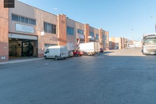 Bâtiment à usage industriel à Calle bubión 58. Nave en poligono juncaril