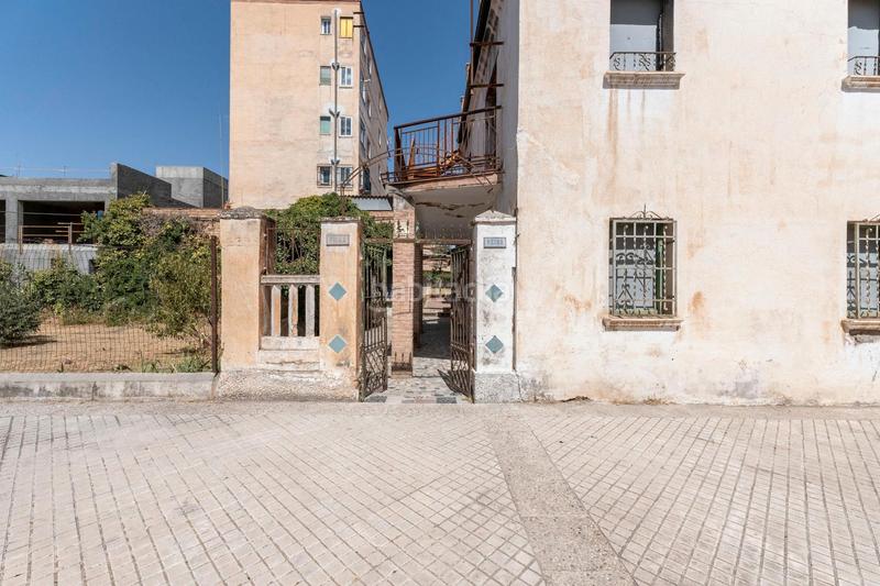 Foto 11a803e0-9b5c-44f1-aaa3-6062b11bd390. Terreno residenziale in calle florencia 0 in Barrio de Zaidín Granada