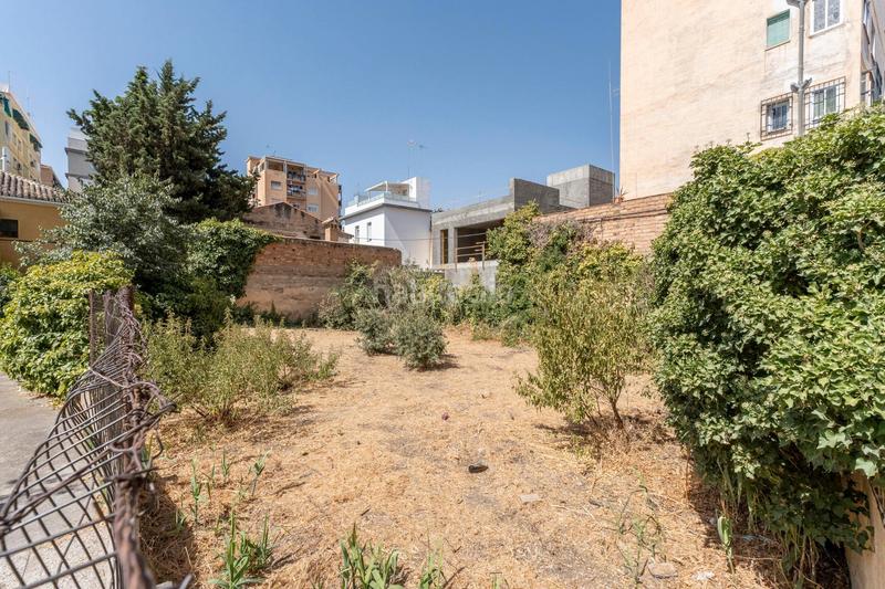 Foto 1fc29d37-de88-49bf-b5bd-df1ad99715c2. Terreno residenziale in calle florencia 0 in Barrio de Zaidín Granada
