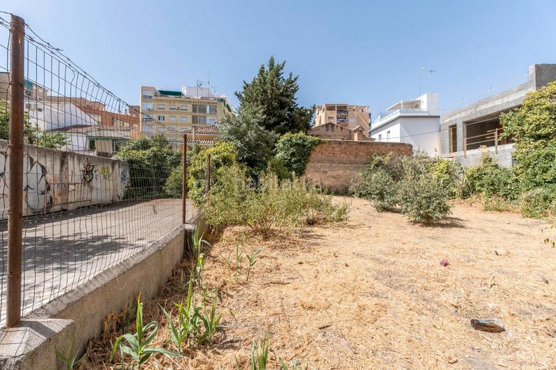 Foto 702d661e-c01f-49d3-8af7-7327d9815fec. Terreno residenziale in calle florencia 0 in Barrio de Zaidín Granada