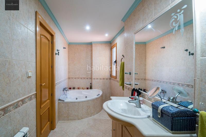 Foto 010872d8-92b5-4155-98b5-ba124f787a65. Xalet a calle quinto centenario 6 a Pinos Genil