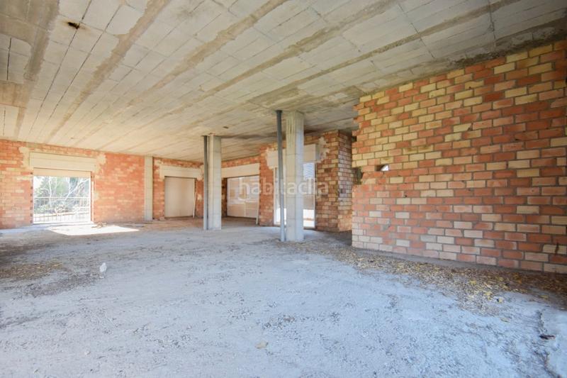 Foto 33bc3770-d13c-4c27-8445-11dbcdf181f7. Chalet in calle acequia 19 in Camino de los Neveros - Serrallo Granada