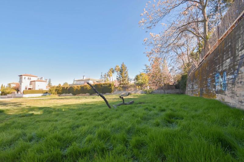 Foto ee71263c-b82e-4040-ac63-0d6efe82638c. Chalet in calle acequia 19 in Camino de los Neveros - Serrallo Granada