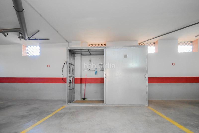 Foto a6186992-e539-44f0-8e5c-fea4d784a187. Apartamento en avenida de andalucía 9 apartamento playa en urb. con piscina, garaje y trastero en Salobreña