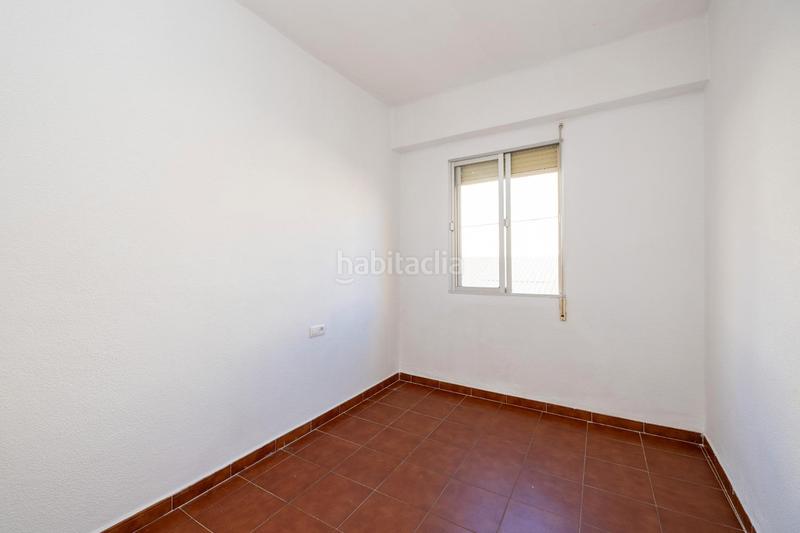 Foto 2493dc7e-c947-4209-8b3d-74286d75d19e. Piso en calle rodríguez acosta 13 piso centro en Motril