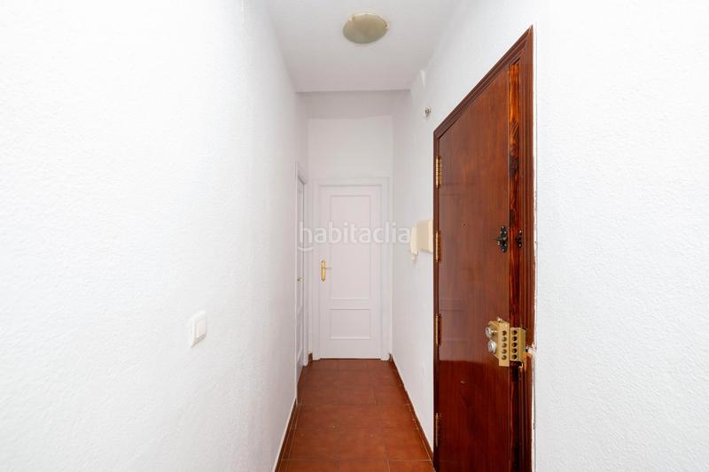 Foto 459a6a32-3adc-4719-9661-33ede59453b3. Piso en calle rodríguez acosta 13 piso centro en Motril