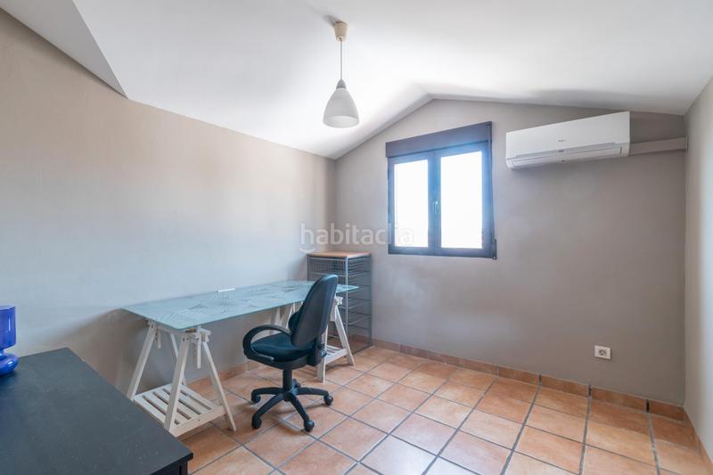 Foto ba2a1ab2-3bb9-4717-b260-0a8e57e8c9b3. Àtic a calle granada 74 a Barrio de la Vega Monachil