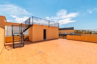 Ático en Calle del agua 6. Atico duplex en churriana de la vega con gran terraza y garaje