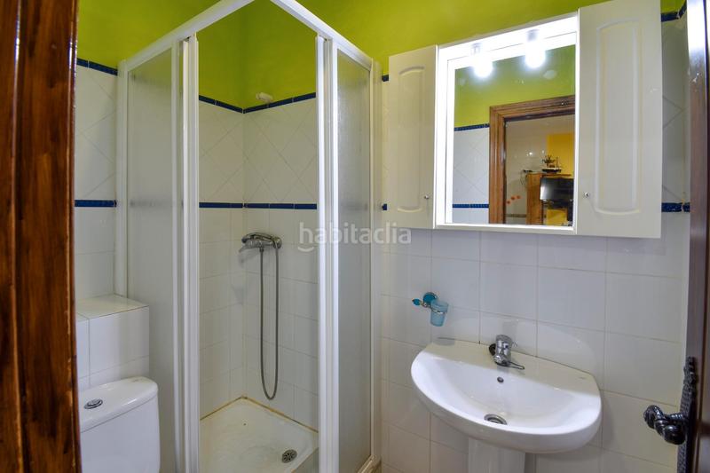 Foto 5218a5a9-57ed-4490-bcfa-cdd8fbfdf70a. Apartamento en calle paseo marítimo 43 apartamento en mayorazgo ii, primera linea de playa en Salobreña