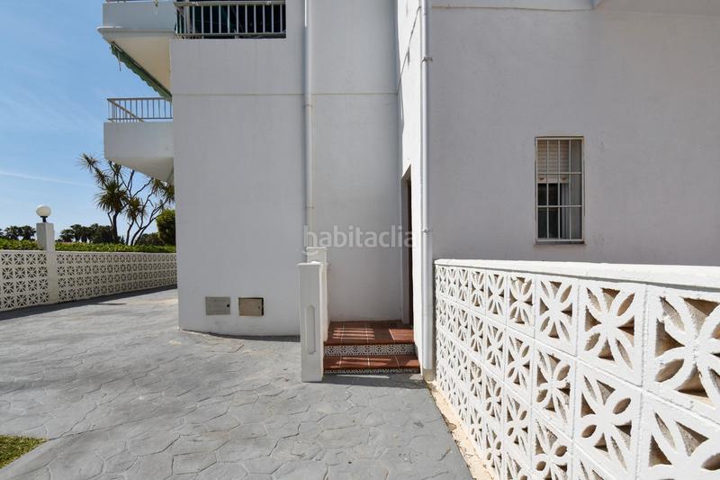 Foto 617044ce-8d59-4eb4-bd45-4fe602d79c6f. Apartamento en calle paseo marítimo 43 apartamento en mayorazgo ii, primera linea de playa en Salobreña