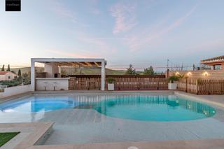 Chalet  Calle de cuesta de las lágrimas. Oportunidad chalet con piscina en urbanizacion suspiro del moro