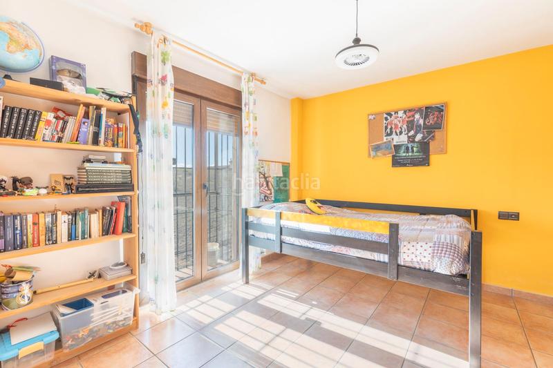 Foto fc9ba087-0961-44d3-9fff-bf3fa2336f36. Chalet  con piscina en alhendin en Urbanizaciones Alhendín