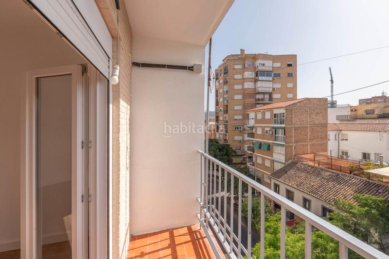 Foto 5a7e04cb-6b67-4f4f-9ff3-955a46ec05d1. Piso  sin ascensor zona avda dilar / pts en Barrio de Zaidín Granada