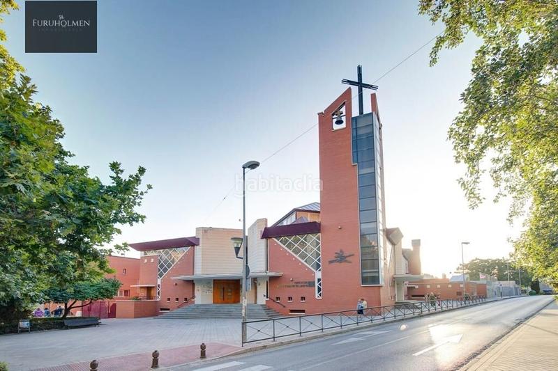 Foto 48c79dbc-08cf-458e-a50f-78150a8bf27b. Casa  adosada con piscia en zona sanders en Rosaleda - Juventud Granada