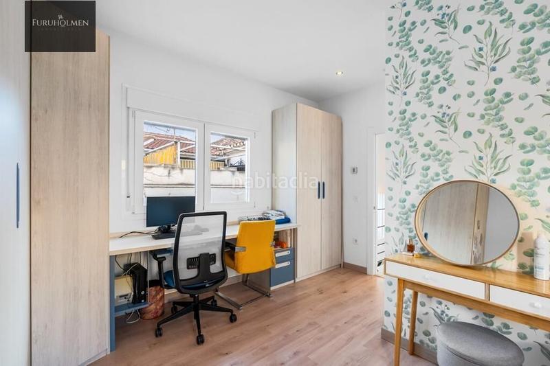 Foto a3097f2e-c735-4da9-812a-7834af2520b8. Casa  adosada con piscia en zona sanders en Rosaleda - Juventud Granada