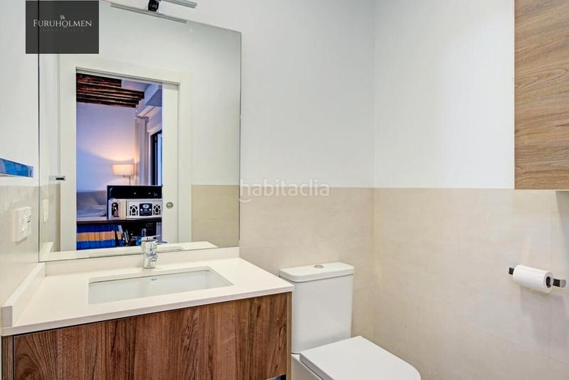 Foto ed9aeb3d-e4c6-4225-b91e-87df556e945a. Casa  adosada con piscia en zona sanders en Rosaleda - Juventud Granada