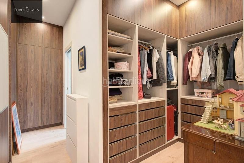 Foto ef400e6f-f950-4ae2-a316-0460fe7bfafe. Casa  adosada con piscia en zona sanders en Rosaleda - Juventud Granada