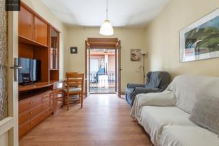 Appartement  Calle fábrica vieja. Piso en el centro granada zona plaza lobos