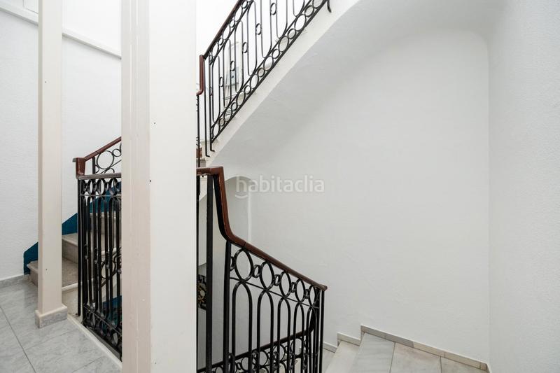 Foto d89c35f0-42c4-4718-bf93-09750c29a730. Edificio en plaza del campillo bajo 5 edificio centro en Granada