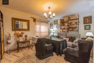Appartement à Calle san francisco de asís 7. Piso en zona alhamar