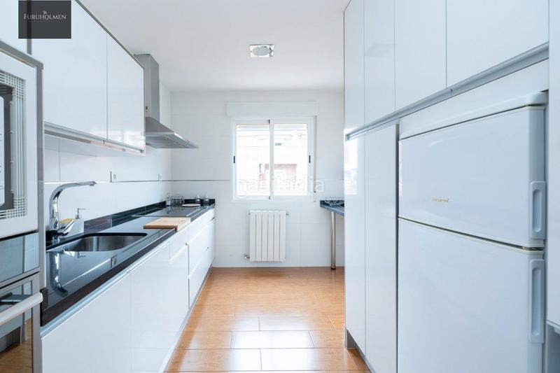 Foto c4e988f6-3b22-4c03-a099-44c27fbe764d. Affitto appartamento in calle santa clotilde 43 in Granada