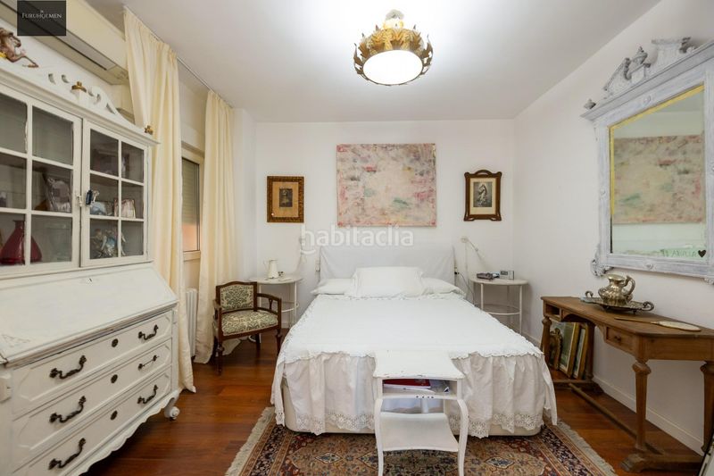 Foto 01435cf6-6649-4cbb-9f81-cf6a27d60848. Piso en calle doctor muñoz fernández 2 piso en zona san lazaro/beiro en Granada