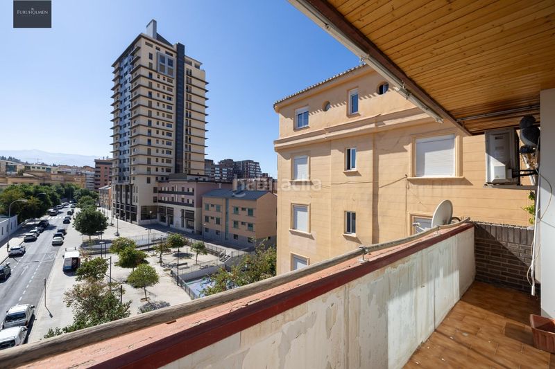 Foto 4f653297-f764-43ef-878e-5eb04a0b08c1. Piso en calle doctor muñoz fernández 2 piso en zona san lazaro/beiro en Granada