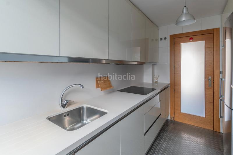 Foto ef5aa669-4f75-438f-8aba-091b12eeda4d. Appartement avec chauffage parking piscine dans Cerrillo de Maracena - Periodistas Granada