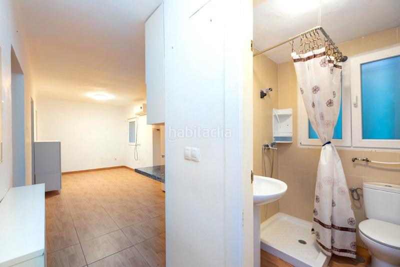 Foto d617ee6d-037b-41c2-86af-203e97043165. Piso  en zaidin zona avda. dilar en Barrio de Zaidín Granada