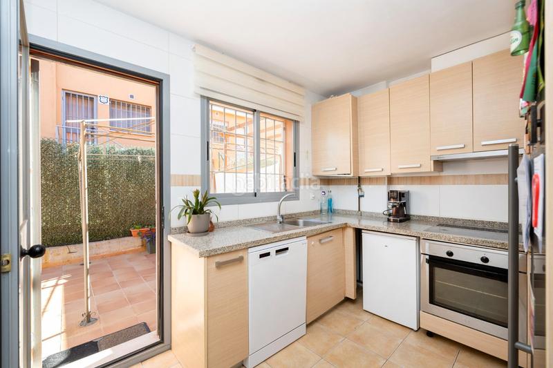 Foto f05182a2-683e-41b2-8a34-b6450033d2f5. Chalet with heating parking in Jun