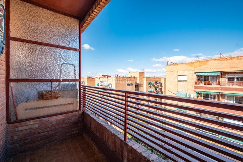 Foto c5f42ef2-de89-46ed-9995-8c68825f9006. Appartement dans avenida de cadiz 7 dans Barrio de Zaidín Granada